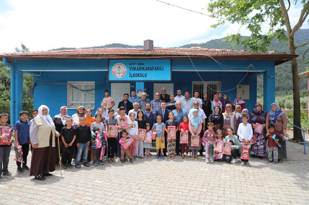 KAYMAKAMIMIZ SAYIN OSMAN ACAR İLÇEMİZ YUKARIKARAFAKILI MAHALLESİNİ ZİYARET EDEREK KIŞLAKDERESİ VATANDAŞLARI İLE BİR ARAYA GELDİ.